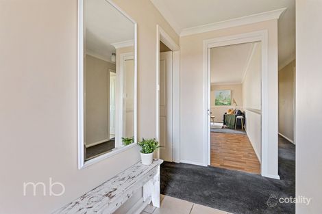 Property photo of 26 Holman Way Orange NSW 2800