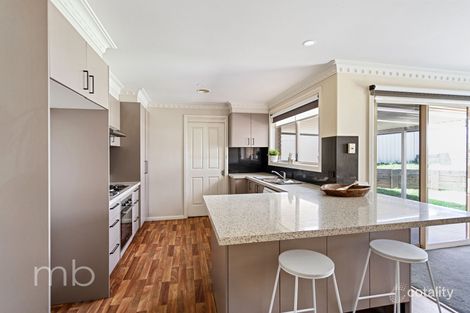 Property photo of 26 Holman Way Orange NSW 2800