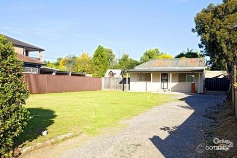 16 Broughton St, Old Guildford, NSW 2161