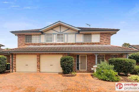 3/5 Cassinia Ct, Wattle Grove, NSW 2173