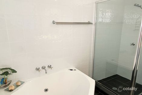 Property photo of 33 Numera Court Adare QLD 4343