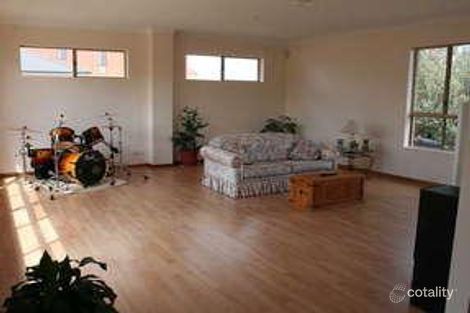 Property photo of 6 Maplewood Close Brookfield VIC 3338