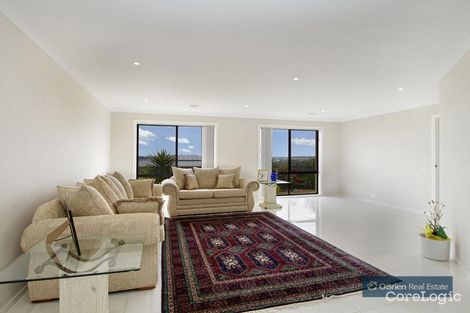 Property photo of 16 Mayfair Drive Drouin VIC 3818