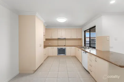 Property photo of 3 Carlisle Court Kawungan QLD 4655