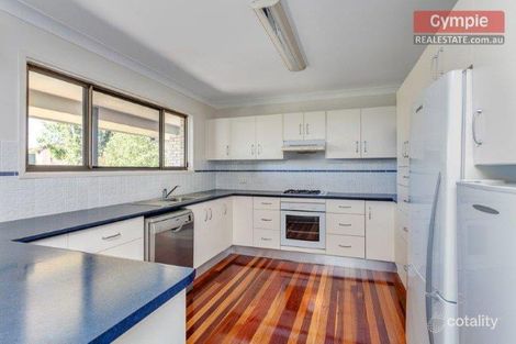 Property photo of 28 Heather Street Southside QLD 4570