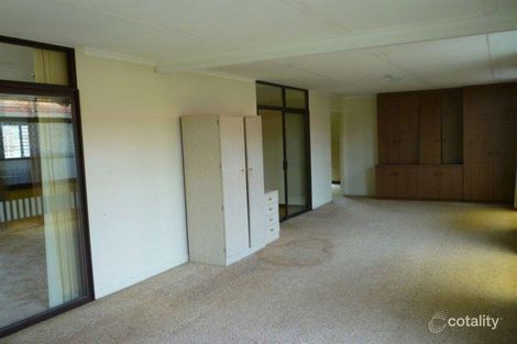 Property photo of 67 Errol Avenue Paradise Point QLD 4216