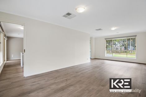 Property photo of 3 Primula Way Narre Warren South VIC 3805
