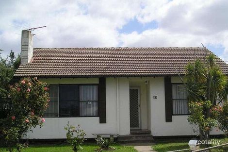 Property photo of 13 Holland Court Maidstone VIC 3012