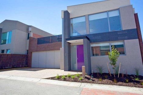 2 Moet Pl, Mornington, VIC 3931