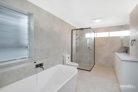 Property photo of 145 Hawthorne Road Hawthorne QLD 4171