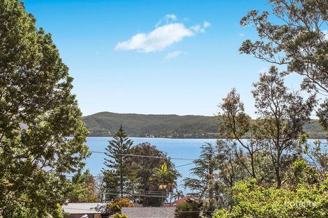 Property photo of 16 Marilyn Parade Green Point NSW 2251