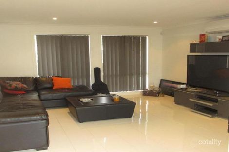Property photo of 2/3 Kalymna Grove Chadstone VIC 3148