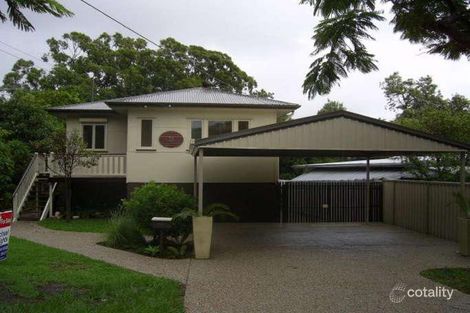 21 Seaville Ave, Scarborough, QLD 4020