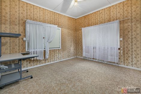 Property photo of 6 Park Avenue West Kempsey NSW 2440