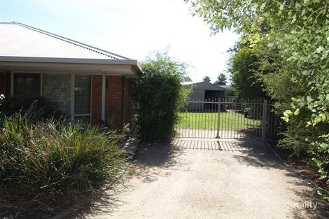 Property photo of 2 Oak Court Numurkah VIC 3636