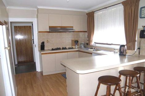 Property photo of 94 Kinterbury Drive Kings Park VIC 3021