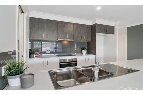 Property photo of 21/74-78 Grace Street Wulkuraka QLD 4305