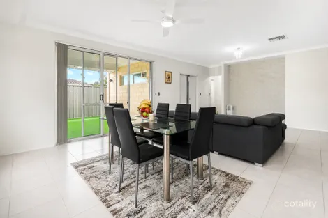Property photo of 5 Ryhill Crescent Wellard WA 6170