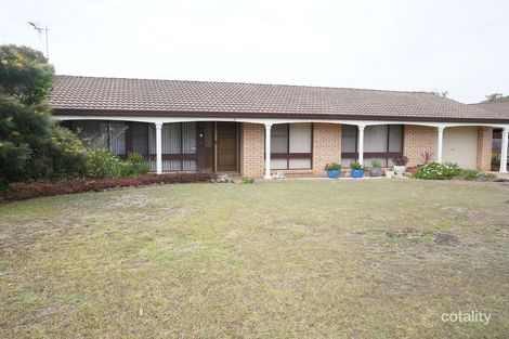 6 Belle Villa Pde, Old Bar, NSW 2430