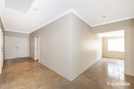 Property photo of 31 Hyden Loop Dawesville WA 6211