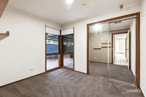 Property photo of 3 Daniel Court Werribee VIC 3030