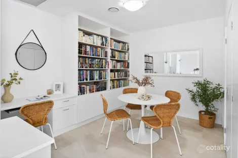 Property photo of 2010/33 T E Peters Drive Broadbeach Waters QLD 4218