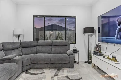 Property photo of 16 Bromfield Avenue Brabham WA 6055