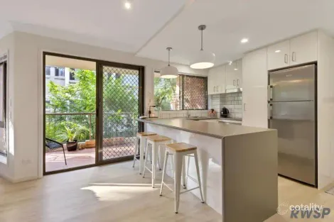 4/60 Bauer St, Southport, QLD 4215