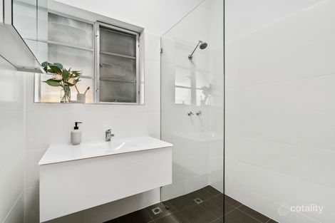 Property photo of 39 Esplanade Henley Beach South SA 5022