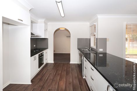 Property photo of 104 Undurra Drive Glenfield Park NSW 2650