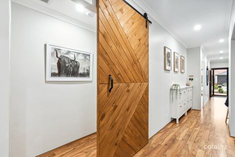 Property photo of 21 Dolomite Road Treeby WA 6164