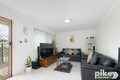Property photo of 3 Light Place Caboolture South QLD 4510