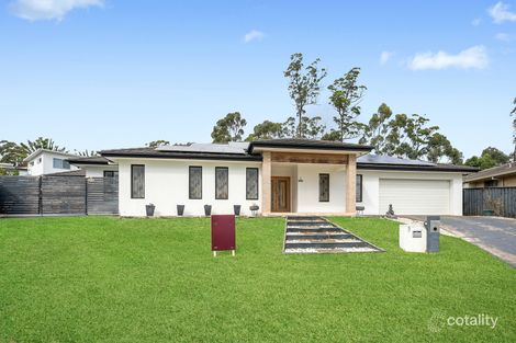 Property photo of 5 Lyons Close Thrumster NSW 2444
