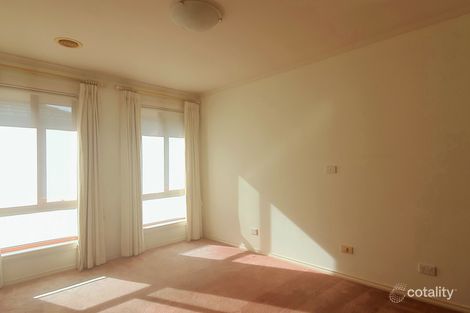 Property photo of 7 Federation Walk Hughesdale VIC 3166