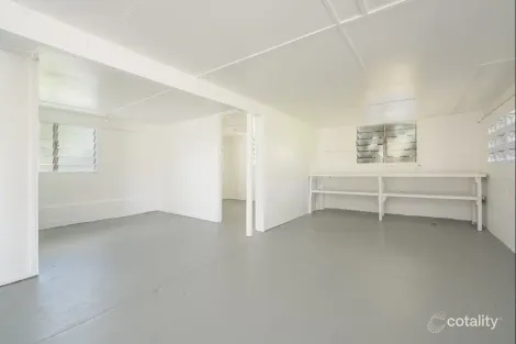 Property photo of 10 Edlorowa Street Sun Valley QLD 4680