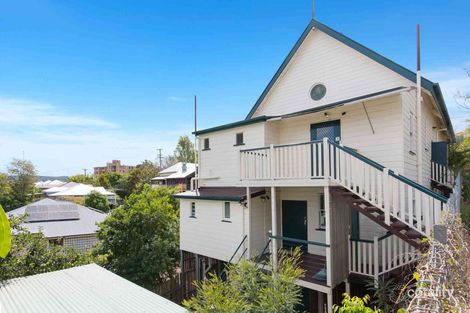 19 Dornoch Tce, West End, QLD 4101