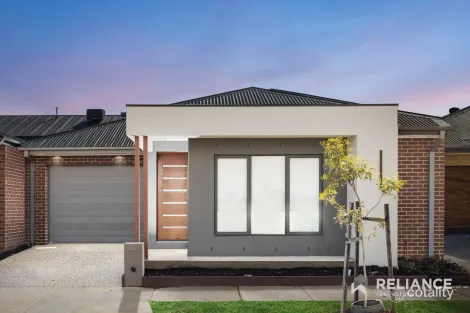 Property photo of 32 Howell Crescent Truganina VIC 3029