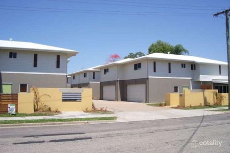 Property photo of 9/11-13 Watson Street Rosslea QLD 4812