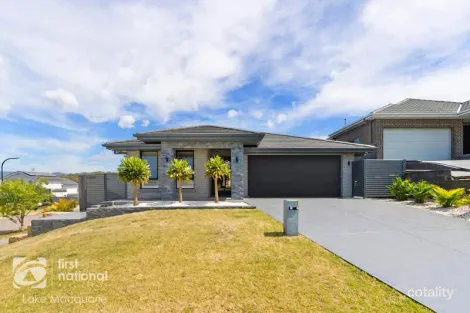 Property photo of 1 Lipsey Street Cameron Park NSW 2285