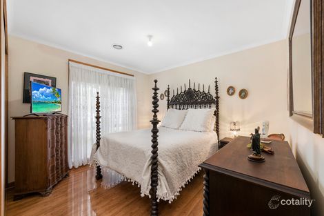Property photo of 1 Sittella Court Werribee VIC 3030