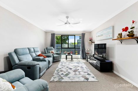 Property photo of 17 Picadilly Circuit Urraween QLD 4655
