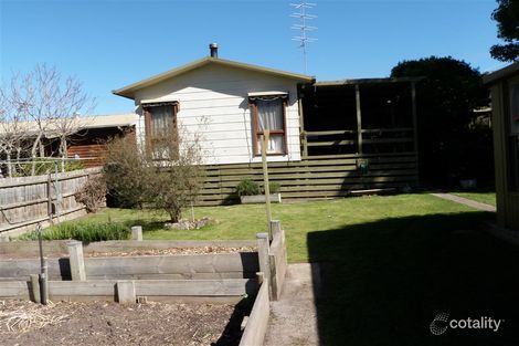 Property photo of 22 Hillside Avenue Eildon VIC 3713