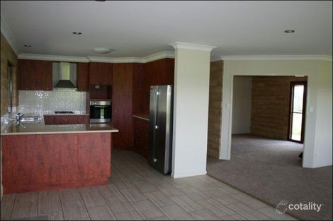 Property photo of 911 Auburn Vale Road Auburn Vale NSW 2360