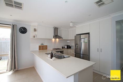 Property photo of 19 Deniston Circuit Bungendore NSW 2621