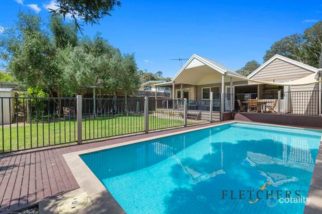 70 Fern Gr, Rye, VIC 3941