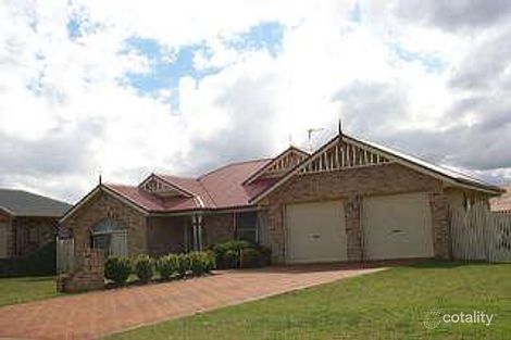 3 Grant Cl, Middle Ridge, QLD 4350