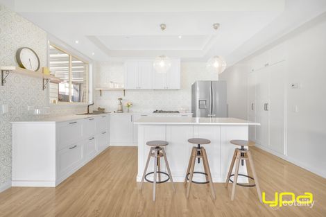 Property photo of 4 Penton Way Lynbrook VIC 3975