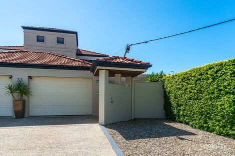 Property photo of 2/33 Drake Avenue Paradise Point QLD 4216