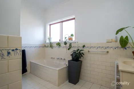 Property photo of 51 Harris Road New Town SA 5554