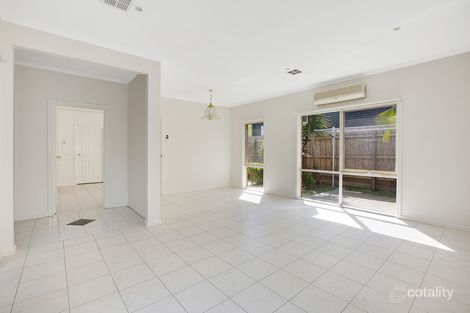 Property photo of 2/22 Hawthorn Avenue Caulfield North VIC 3161